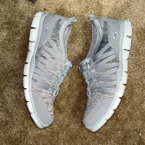 Sketchers and Danskin Shoes - Picture 6 of 12